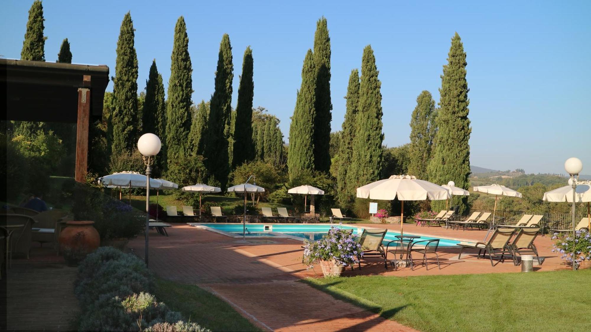 Agriturismo La Sovana Сартеано Екстериор снимка