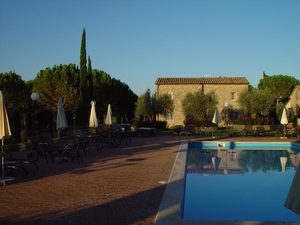 Agriturismo La Sovana Сартеано Екстериор снимка