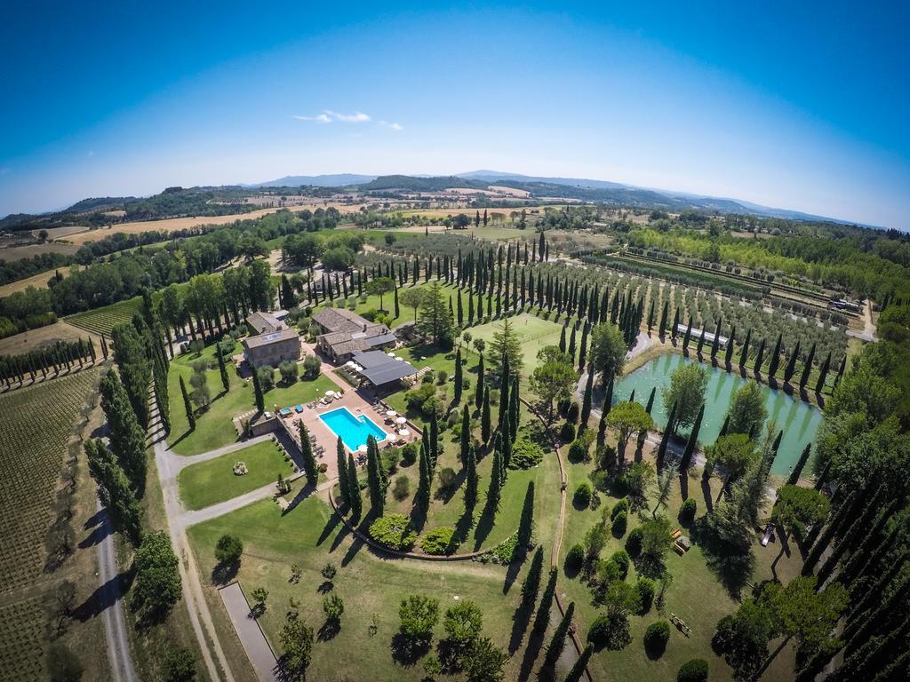Agriturismo La Sovana Сартеано Екстериор снимка