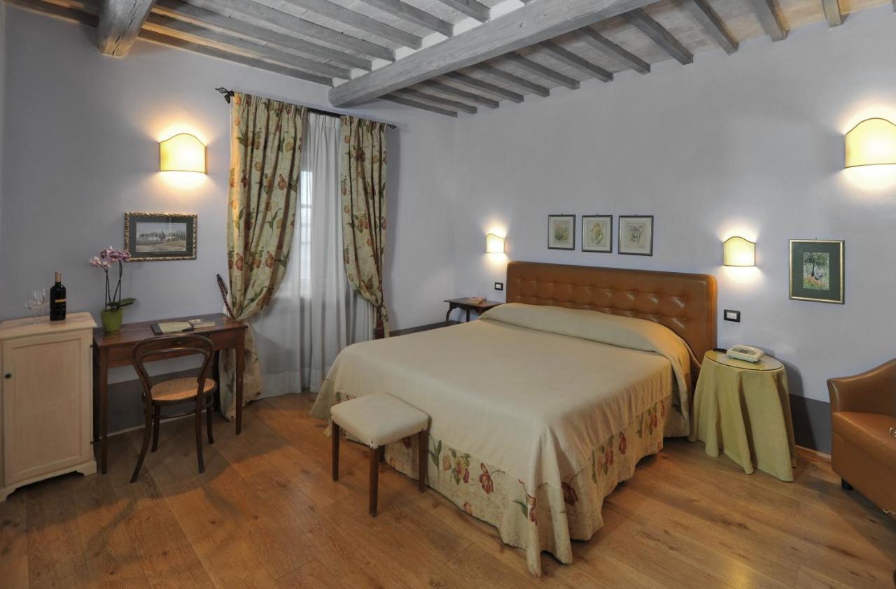 Agriturismo La Sovana Сартеано Екстериор снимка